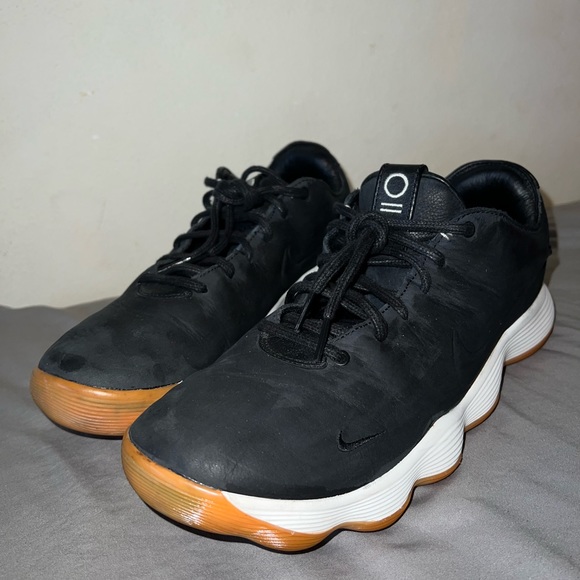 Nike Hyperdunk - Picture 2 of 9